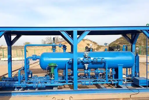 blue tank separator vessel